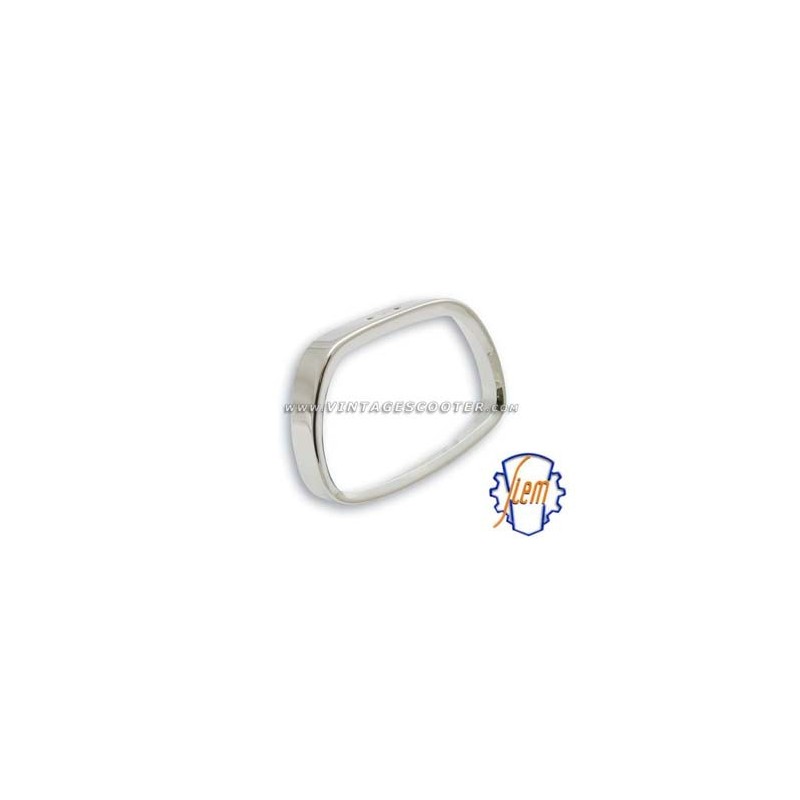 Cerclage de phare chromé SIEM 125 GTligne carrée - 180 SS - 125 Sprint Cerclage de phare chromé SIEM 125 GTligne carrée - 180 SS - 125 Sprint